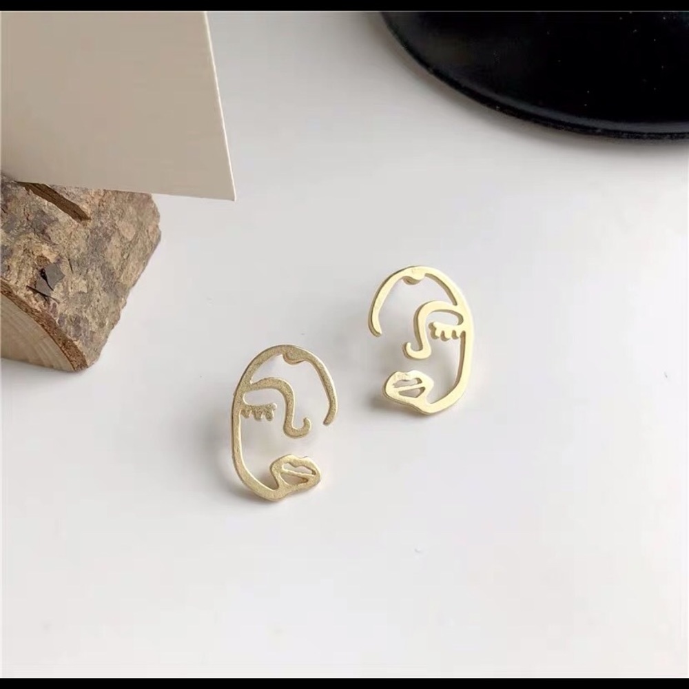 Face Earring